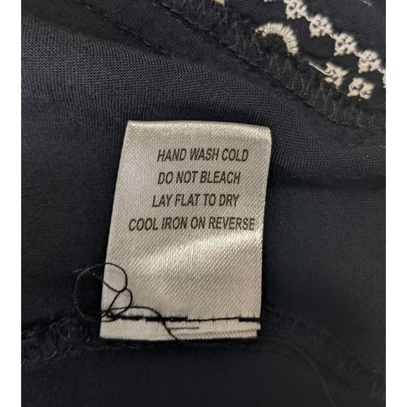 Lovestitch Bell-sleeve Embroidered Dress - Picture 5 of 5